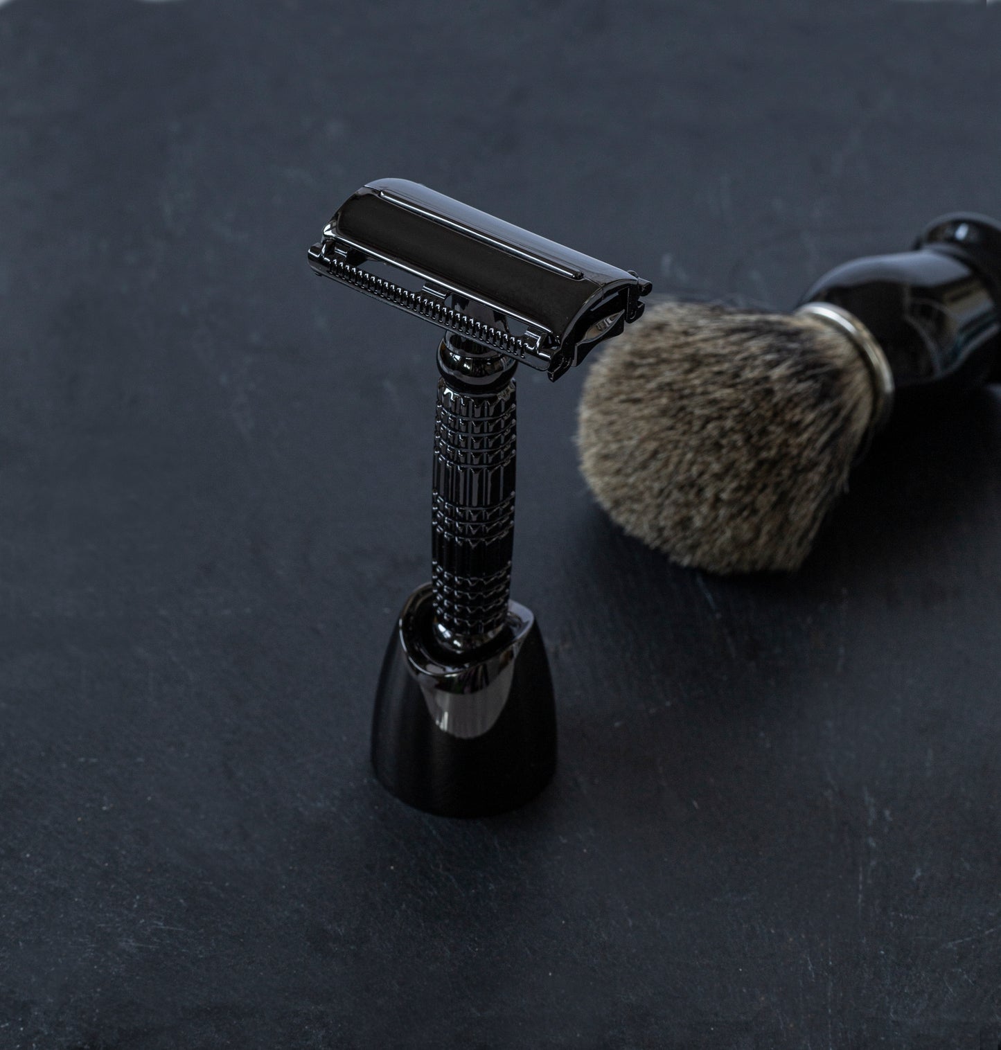 SustainaBLAH Safety Razor Stand - The Charcoal Edition
